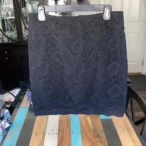 Banana Republic Size 6 Black Lace Pencil Skirt